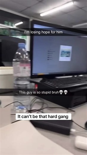 Like wtf bro #computer #meme #slow