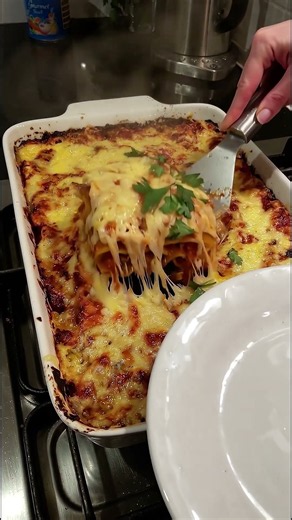 🧀🍝 Classic Cheesy Baked Meat Casserole | Bubbly & Golden Perfection 😍