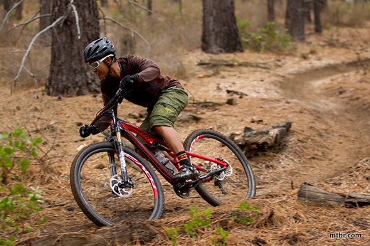 Review: 2013 Specialized Camber