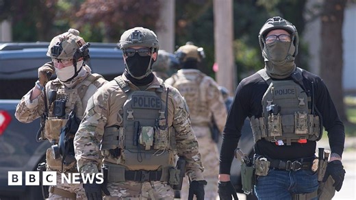 Trump administration looks for ways to pay federal officers during shutdown