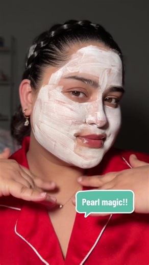 Glowy Skin with Pearl Magic: Benefits of Pearl Powder Face Mask