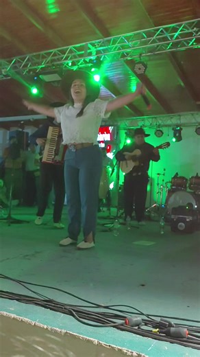 Videos de Anyi...❤️❤️❤️ (@anyi.13128) con “sonido original - Anyi...❤️❤️❤️”