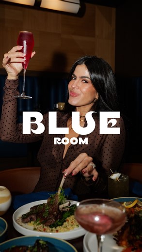 Buns and Bites ®️ on Instagram: "Where Rhode Island goes for dinner & music 💙 . Meet us at @theblueroomri in Cranstons Pawtuxet Village . Step inside to a stunning swanky atmosphere. Fun flaming and fizzing cocktails to start your evening, before you sit down for dinner. Whether you’re at the bar with girlfriends, or you’re stepping out for date night, The Blue Room is giving class and sophistication. . Dinner is perfect for sharing, tapas style. Rich and delicious flights of cheesy macaroni (t