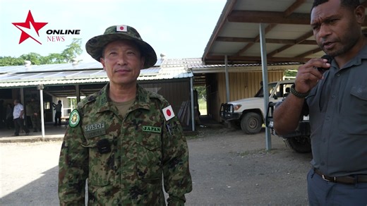 𝐂𝐨𝐦𝐦𝐮𝐧𝐢𝐭𝐲 𝐌𝐞𝐦𝐛𝐞𝐫𝐬 𝐋𝐞𝐚𝐫𝐧 𝐀𝐛𝐨𝐮𝐭 𝐔𝐗𝐎 The Royal Solomon Islands Police Force (RSIPF) Explosive Ordnance Disposal (EOD) team recently hosted members of the Mbokonavera 3 community to Hells Point, Alligator Creek, Malango Ward as part of its ongoing Community Outreach Program. The visit aimed to raise awareness about the dangers of unexploded ordnance and to highlight the importance of proper explosive ordnance disposal within communities. During the program, the EOD team 