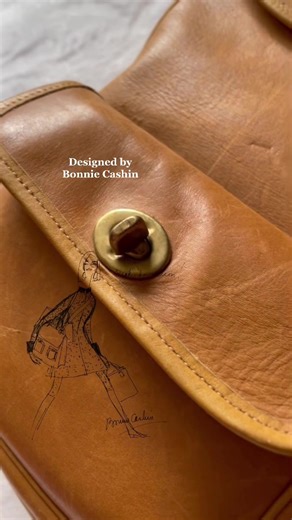 The Mail Sac, designed by Bonnie Cashin for Coach, late 1960s I shared this bag months ago on IG before I sent it off to a friend, but it seemed worthy of its own moment on TikTok 🙃 How amazing is this bag!? The turnlock pockets, the unique chain closure, the metal tag… it’s missing the original shoulder pad, but is in otherwise absolutely beautiful condition; the leather is perfection! Oh, and it’s huge! This bag is is highly desirable and sought after by many collectors due to its rarity. I f