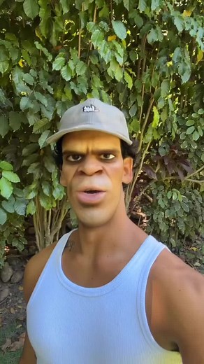 Homem Pedra Surfing Meme | Humor TikTok