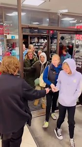 2.9K views · 35 reactions | Black Friday is underway here at Valley View Mall! ️ JCPenney opened at 5AM. Don’t miss their gift card giveaways at 9AM, 1PM and 5PM. The mall opens at 8AM with all your favorite deals and steals from all your favorite brands. | Valley View Mall | Facebook