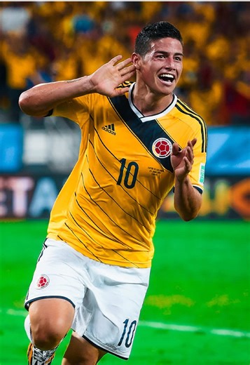 Stunning Goal Around the Defender at FIFA World Cup