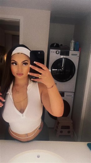 The Meaning Behind Eye Contact