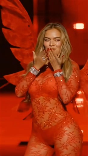 6.3K views · 52 reactions | #Entretenimiento WOW  Karol G en el...