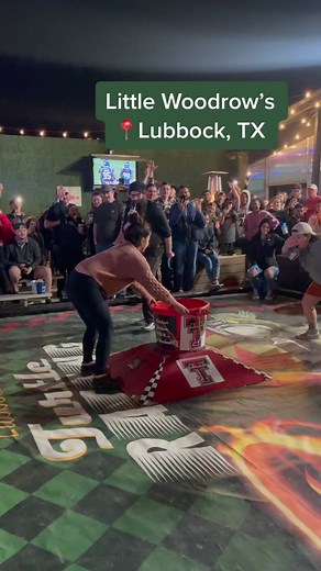 Turtle Races at Little Woodrow’s in Lubbock, TX