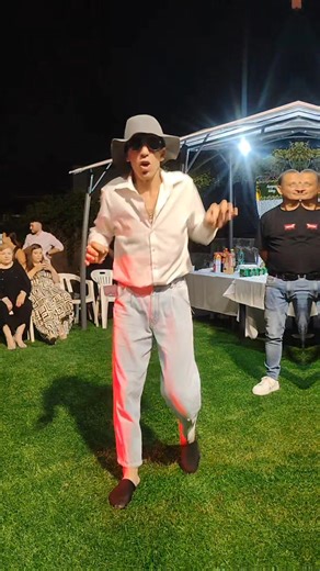 Video di Celentano (@celentano700) con Amore No - Remix - Adriano Celentano