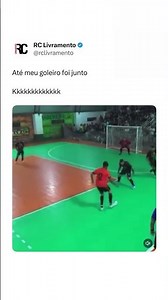 The goalkeeper wasn't even in the photo 😅 @renatto_camargo