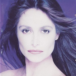 Daniela Romo - Un Nuevo Amor