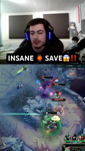 Thresh insane lantern save 😱🪝 #Thresh #LeagueOfLegends #League