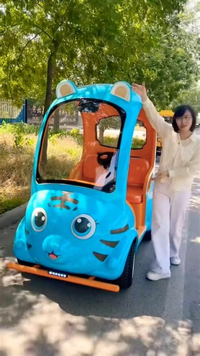 Not just a ride, it’s a smarter way to move#electricvehicle #ecofriendlyride #evbusiness#fyp #shorts