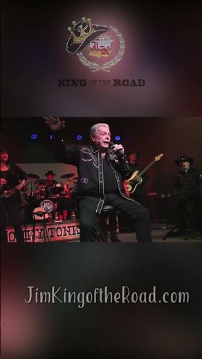 Mickey Gilley with "Don't the Girls All Get Prettier at Closing Time live at Honky Tonk Texas!