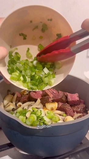 Ahran Cho on Instagram: "Mom & dad, this video is for you 🫣 #masterchef #솥밥"