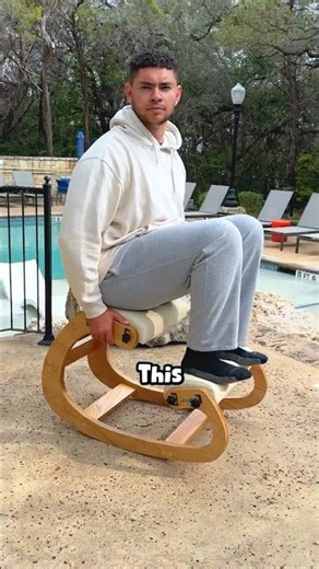 what a knee chair looks like :]