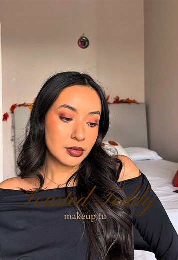 Toasted Teddy makeup tutorial🍂🧸🤎 products: @Maybelline New York super lock brow gel @wetnwildbeauty ultimate brow micro pencil @Huda Beauty nude obsessions eyeshadow pallete & easy bake powder peach pie @essence.cosmetics lash princess mascara (brown) @elfcosmetics power grip primer @Haus Labs foundation shade 230 @Saie liquid contour light medium tan @rhode skin toasted teddy pocket blush @Hourglass Cosmetics concealer beech 6 @Tower 28 Beauty concealer 9.0 @Fenty Beauty bronzer private isla