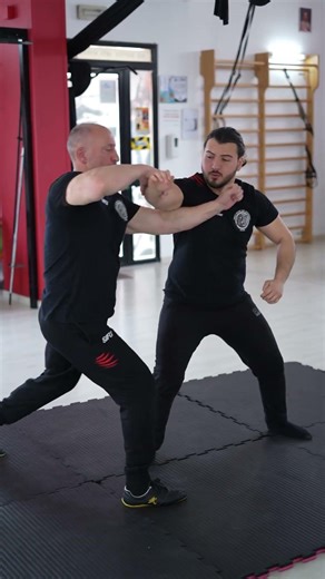 Tecniche Street Fighting D.G. Combat System #difesapersonale #jeetkunedo #streetfigthing