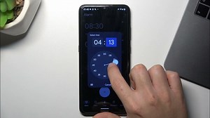 How to Set Alarm on Android // Using & Configuring an Alar...