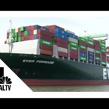 Get close-up to Ever Forward, still stuck in Chesapeake Bay