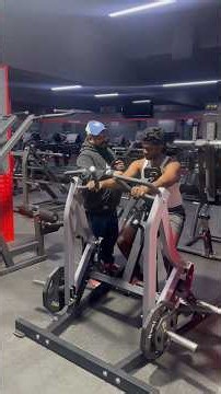 How to do proper chest supporter row ✅ | Coach shafeeque #kuwait #gymform #shortvideo #motivation