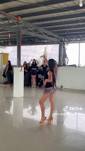 Mastering the Model Walk: Tips and Tricks for Success