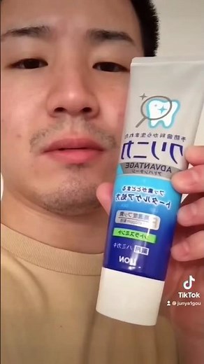 ASMR AMERICA'S ORIGINAL DUBBLE BUBBLE GUM GRAPE FLAVOR AND EAT..