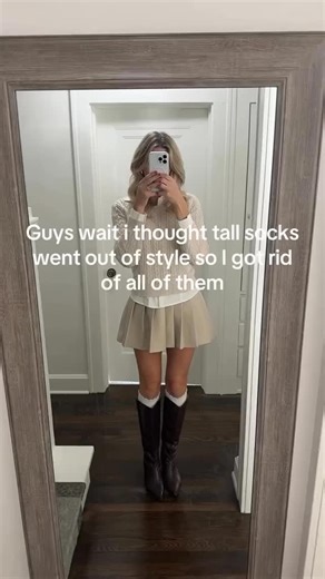 When you know how to repurpose clothes>>> - @heypfanny | That's Style