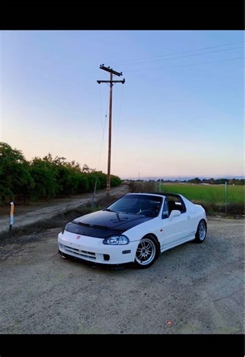 1997 del sol with a b18c Sol white swapped I did in 2020! Fully built b series 220whp all motor 🌅🌅 #bseries #crx #delsol #skunk2racing #b18c #jdm #rpf1wheels #stage2cams #powerlifting #allmotor #hondacivicsi #9thgencivic #hondadelsol