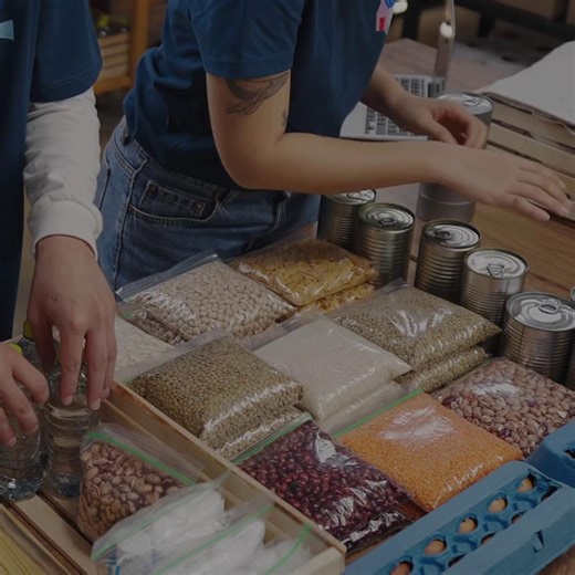 We’re sharing stories that inspire, heroes that lead, and communities that benefit. This month, our LinkedIn newsletter, Evolving Transportation Trends, highlights how people across our industry are creating a meaningful impact. Subscribe to catch every issue: https://www.linkedin.com/pulse/ett-great-dane-newsletter-7-greatdane-27ncc #FleetOwner #Newsletter #Transportation | Great Dane