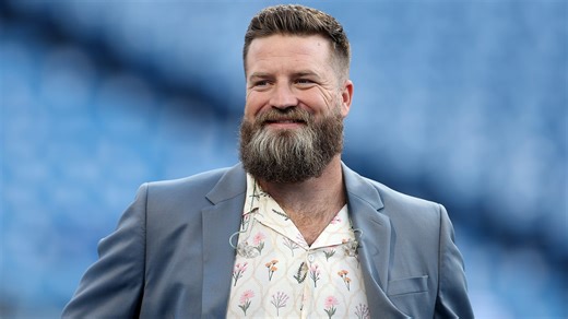 Josh Allen helps Ryan Fitzpatrick go shirtless on Amazon set after Bills win