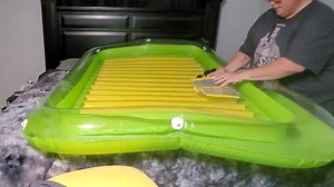 Watch Blowing up giant inflatable pool lounger - pool float on Amazon Live