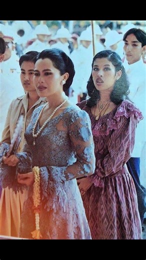 🤍ส่งเสด็จสู่สวรรคาลัย น้อมรำลึกถึงพระมหากรุณาธิคุณและร่วมถวายความอาลัย แด่ สมเด็จพระนางเจ้าสิริกิติ์ พระบรมราชินีนาถ พระบรมราชชนนีพันปีหลวง 🩵 | Bank Kanwit