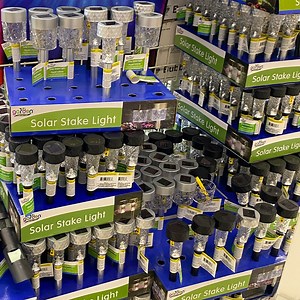 10 dollar store solar light ideas everyone's obsessed with! | Hometalk