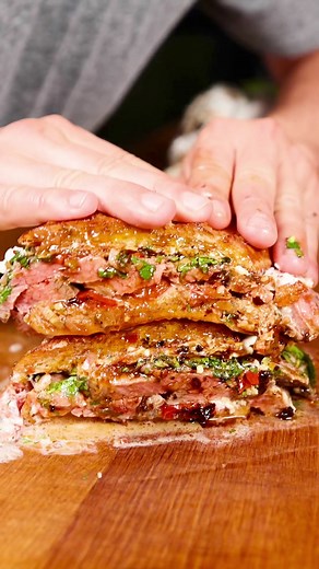 Delicious Tri Tip Sandwich Recipe with Chimichurri Sauce