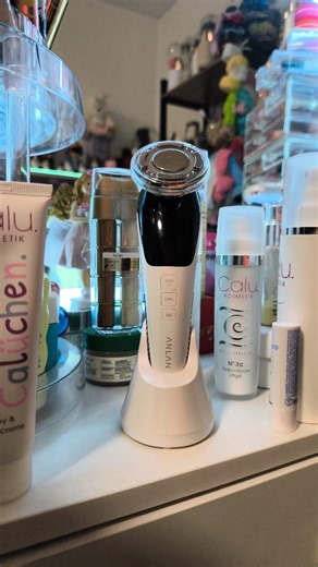 Najmeh. Lab on Instagram: "Love Anlan beauty ❤ Multifunctional facial davise anlan beauty 🤌🏻😍😋 The newest and most modern rejuvenatng device in the world, solving all skin problems, deep cleansing of the skin, facial massage, hydration, light therapy, rejuvenation and anti-aging, are all properties of this wonderful and new and modern device from the ANLAN brand, which is also used for the skin of the face, neck, arms, chest and décolleté and the whole body, you can even cleanse and antibact