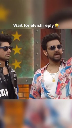 😍 on Instagram: "日本利用压电瓷砖将人们的脚步转化为电能。这些瓷砖能够捕捉你脚步产生的动能。 当你行走时，你的体重和动作会对瓷砖产生压力。瓷砖会轻微弯曲，产生机械应力。 瓷砖内部的压电材料会将这种应力转化为电能。 每一步都会产生少量电荷，数百万步加在一起，就能产生足够的电力来驱动LED灯、数字显示屏和传感器。 在像涩谷车站这样人流密集的地方，每天大约240万步 都在为这个系统做贡献。 这些电力可以储存起来或立即使用，从而减少对传统能源的依赖，并支持可持续的城市基础设施。 这种方法把日常的动作转化为实用的可再生能源。 #日本#知识#事实#你知道吗#推荐 科技 创新历史 技术 实验热门"