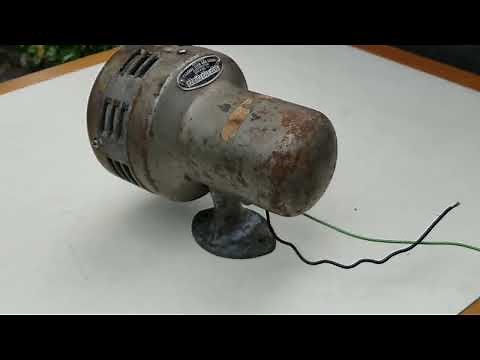 Vintage Federal Sign and Signal Siren Model EG Demo