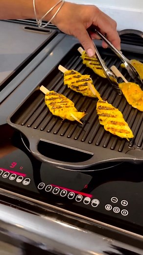 1.6K views | Whatever your cooking needs, the versatile AGA eR3 is...