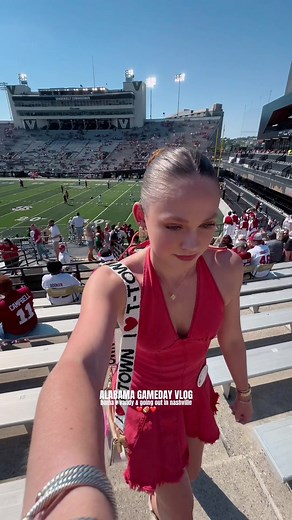 gameday & going out on broadway🏈🩷 #diml #Vlog #niml #vandy #vanderbilt #nashville #football #dayinmylife #bama #gameday #college #collegegameday #universityofalabama #aesthetic #fyp #bama #collegelife #goingout #bar