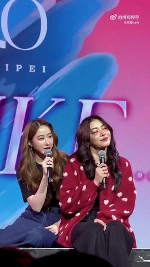 when Yoko became a teacher be like 😂😂 Y: I have something to teach you guys okay... Y: Repeat