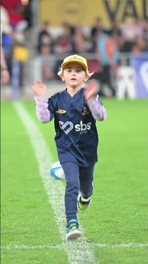 Delivereasy delivering the best ball runners all season 📦🛵