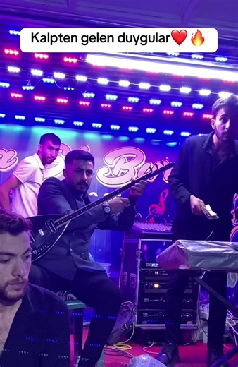 Kalpten Gelen Duygular: Halay ve Zurna Eğlencesi