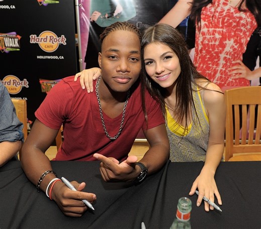 Victoria Justice Has Reunion With Victorious Costar Leon Thomas