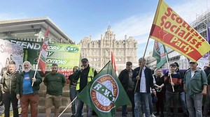 Warning to rail passengers as signal boxes reopen after strike
