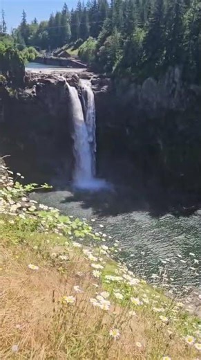Waterfall - Natural relaxation