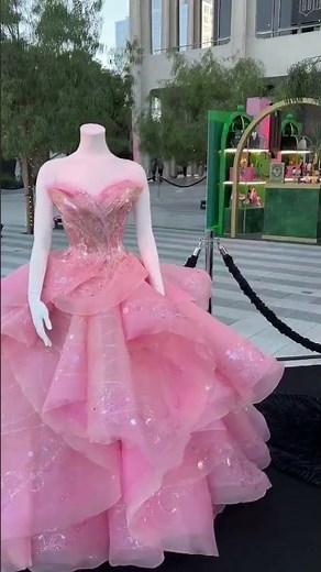 Ariana Grande’s Glinda and Cynthia Erivo’s Elphaba Costumes Shine at 'Wicked' Movie LA Premiere